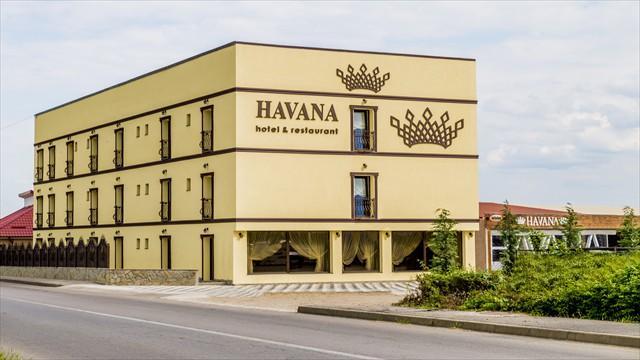 Hotel Complex Havana Aknavásár Kültér fotó